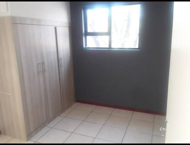 2 BEDROOM PROPERTY TO RENT IN FERNDALE